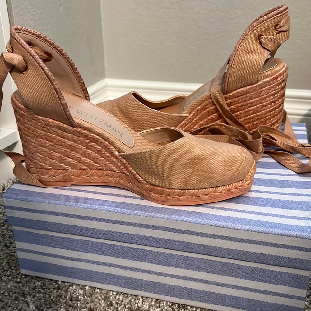 Stuart Weitzman
Marguerita Wedge Heel Espadrilles
8.5 W
Poudre